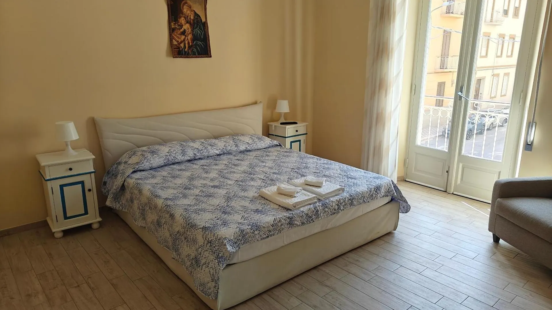 Barbara Rooms Sea 1 Trapani 0*,  Italy